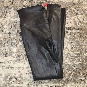 SPANX Velvet Shine All  Black Women's Leggings Size M Like New